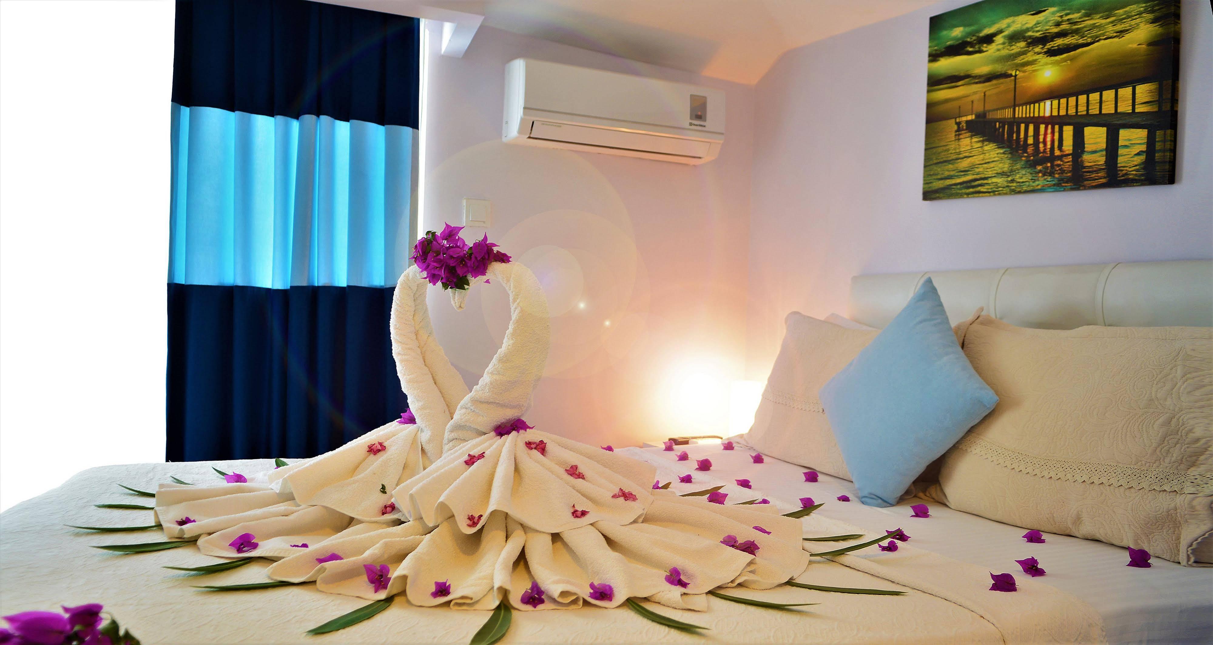 Gumuldur Mavi Deniz Hotel Екстериор снимка